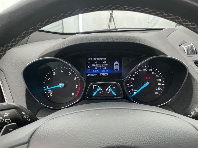 Ford Kuga 1.5 EcoBoost ST-Line 2016 – снимка 18