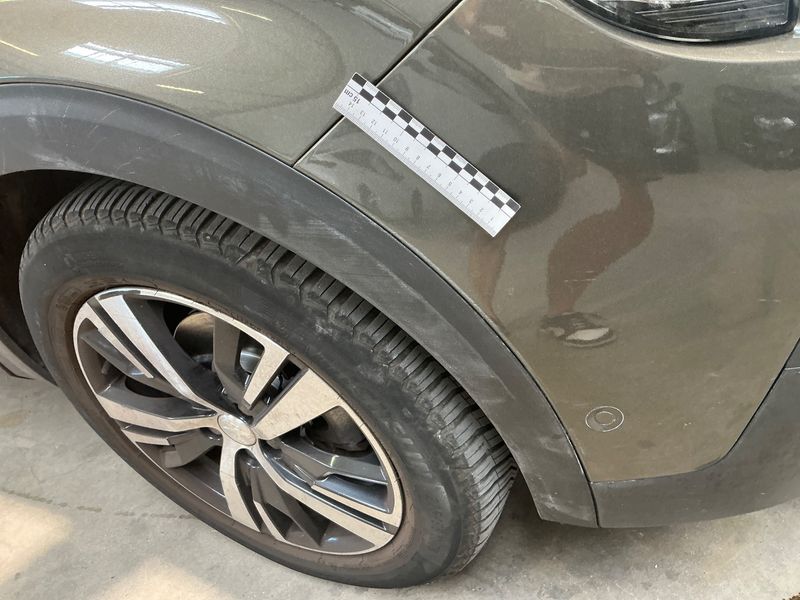Peugeot 3008 1.5 Blue-HDi Allure 2020 – снимка 25