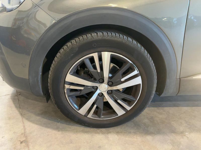 Peugeot 3008 1.5 Blue-HDi Allure 2020 – снимка 3