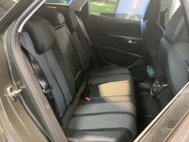 Peugeot 3008 1.5 Blue-HDi Allure 2020 – снимка 19