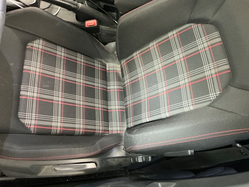 Volkswagen Polo 2.0 TSI GTI 2019 – снимка 27