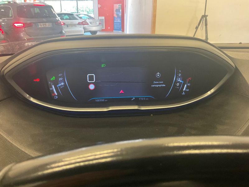 Peugeot 5008 1.6 Blue-HDi Allure 2018 – снимка 18