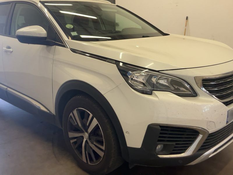 Peugeot 5008 1.6 Blue-HDi Allure 2018 – снимка 12