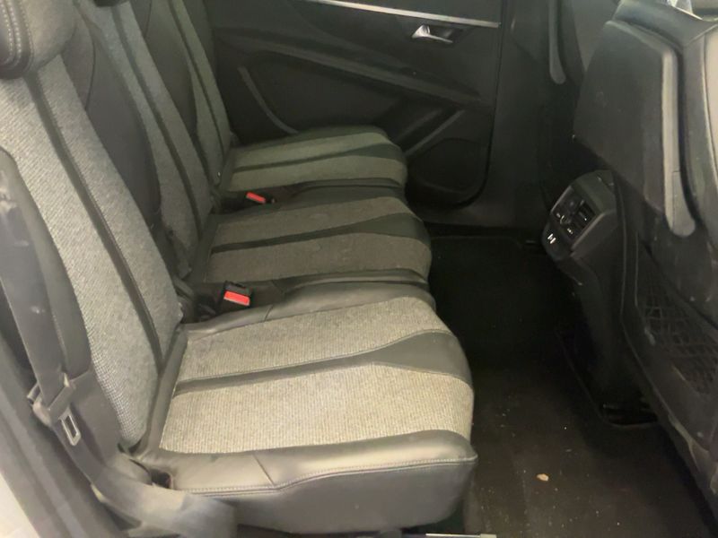Peugeot 5008 1.6 Blue-HDi Allure 2018 – снимка 19