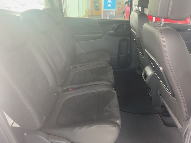 Volkswagen Sharan 2.0 TDI Business+ 4Motion 2019 – снимка 20