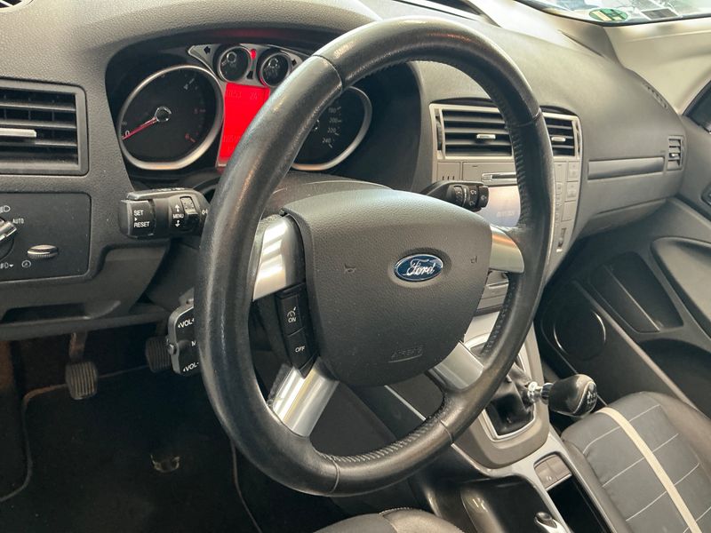 Ford Kuga 2.0 TDCi Titanium 2009 – снимка 41
