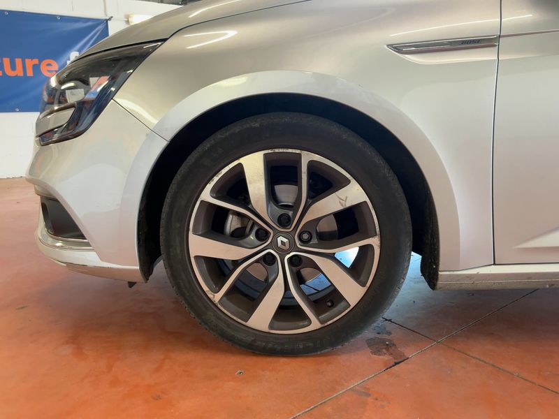 Renault Megane 1.5 dCi Energy BOSE-Edition 2017 – снимка 3