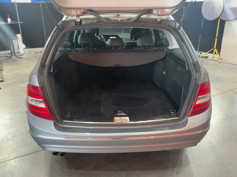 Mercedes-Benz C-Klasse C 180 CGI T BlueEfficiency Avantgarde 2013 – снимка 16