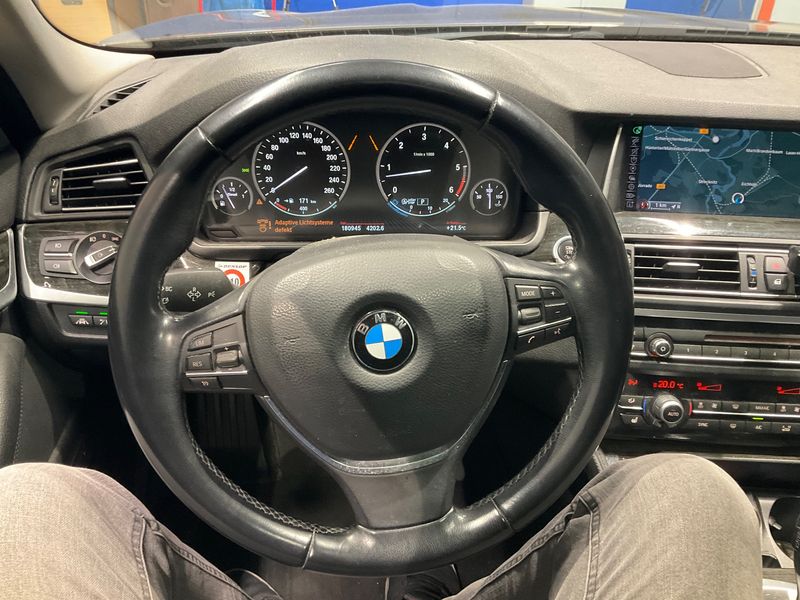 BMW 5er 530d xDrive 2017 – снимка 18