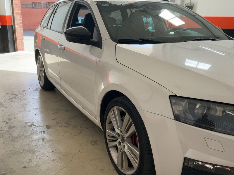 Skoda Octavia 2.0 TDI RS 2014 – снимка 8
