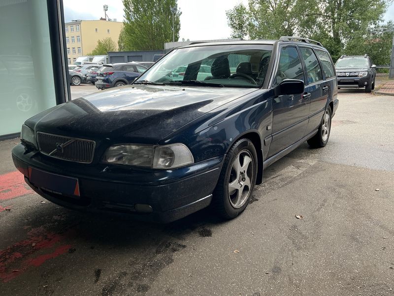 Volvo V70 2.4 T 1999 – снимка 1