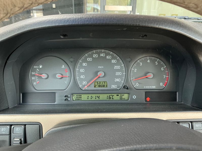 Volvo V70 2.4 T 1999 – снимка 4