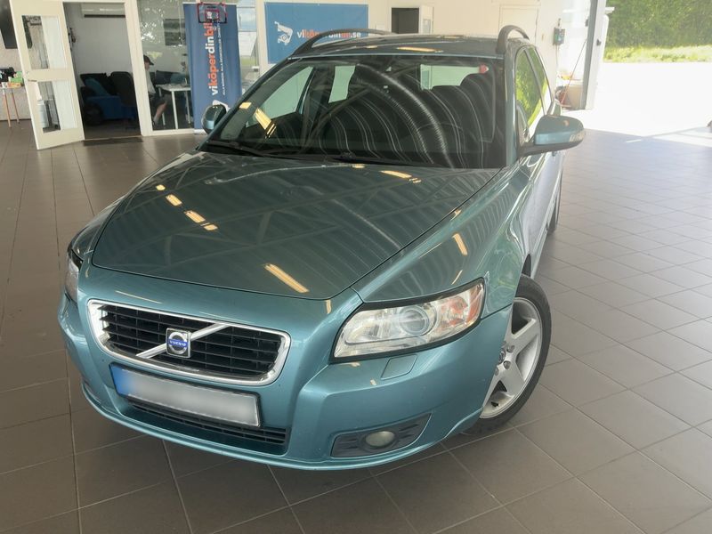 Volvo V50 2.4 Momentum 2009 – снимка 1