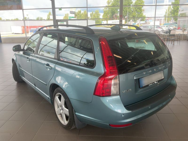 Volvo V50 2.4 Momentum 2009 – снимка 6
