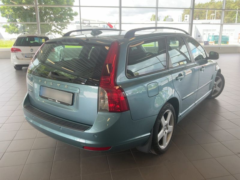 Volvo V50 2.4 Momentum 2009 – снимка 8