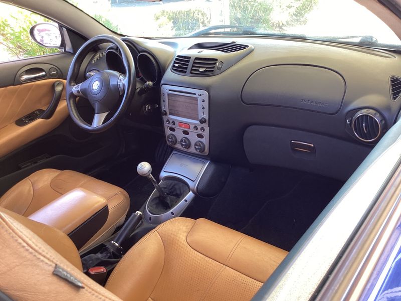 Alfa Romeo Alfa GT 2.0 JTS Distinctive 2004 – снимка 3