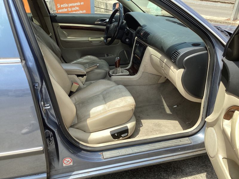 Skoda Superb 1.9 TDI Elegance 2005 – снимка 3