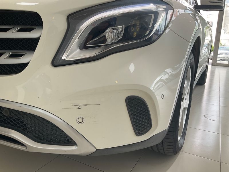 Mercedes-Benz GLA-Klasse GLA 220 d 4Matic Urban 2017 – снимка 32