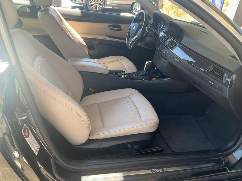 BMW 3er 330d xDrive 2010 – снимка 16