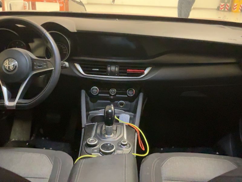 Alfa Romeo Stelvio 2.2 JTDM Business 2018 – снимка 17