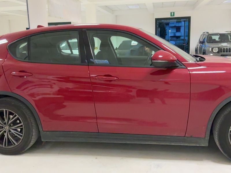 Alfa Romeo Stelvio 2.2 JTDM Business 2018 – снимка 10