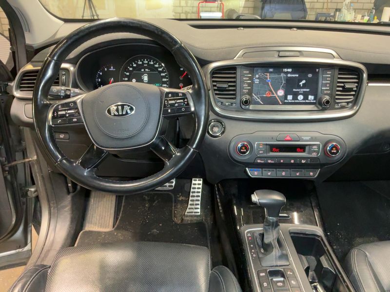 Kia Sorento 2.2 CRDi Platinum Edition 4WD 2019 – снимка 17