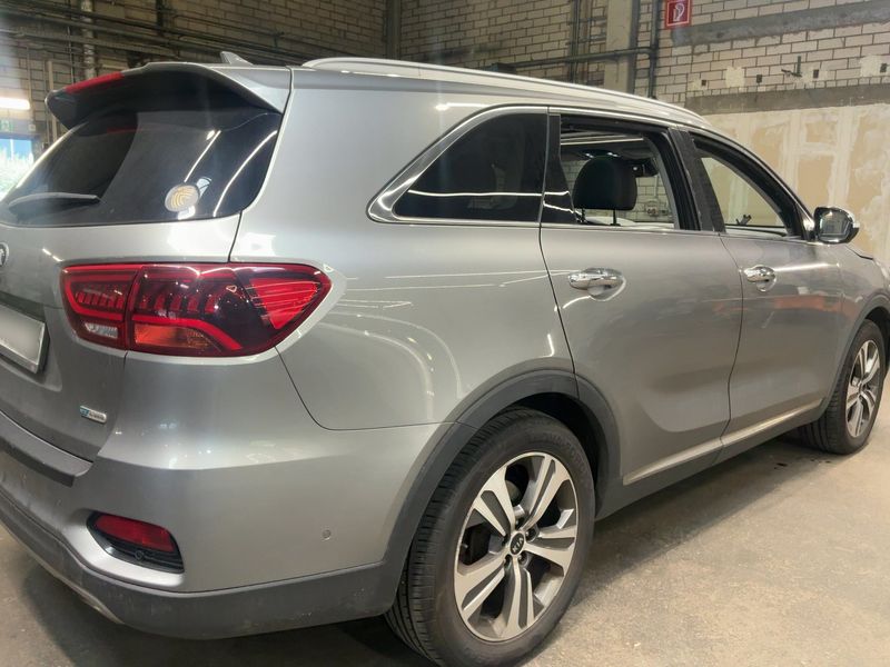 Kia Sorento 2.2 CRDi Platinum Edition 4WD 2019 – снимка 8