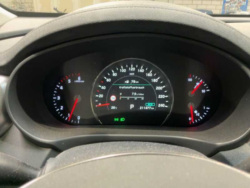 Kia Sorento 2.2 CRDi Platinum Edition 4WD 2019 – снимка 18
