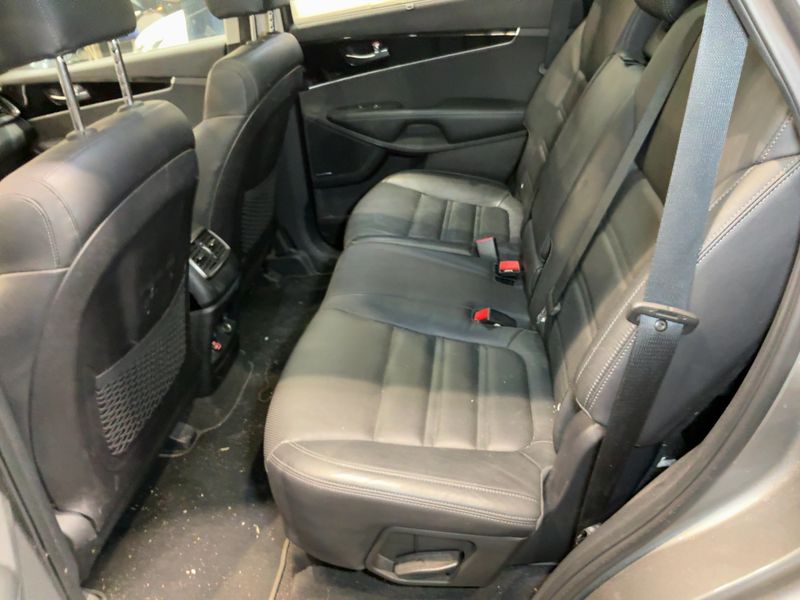 Kia Sorento 2.2 CRDi Platinum Edition 4WD 2019 – снимка 19