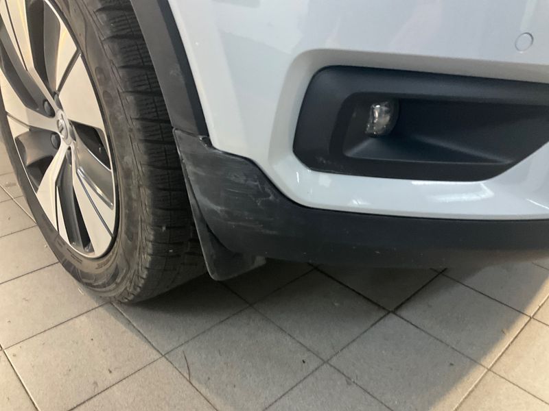 Volvo XC40 1.5 T5 Recharge Plug-in Hybrid Inscription Expression 2WD 2021 – снимка 26
