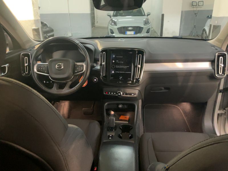 Volvo XC40 1.5 T5 Recharge Plug-in Hybrid Inscription Expression 2WD 2021 – снимка 17