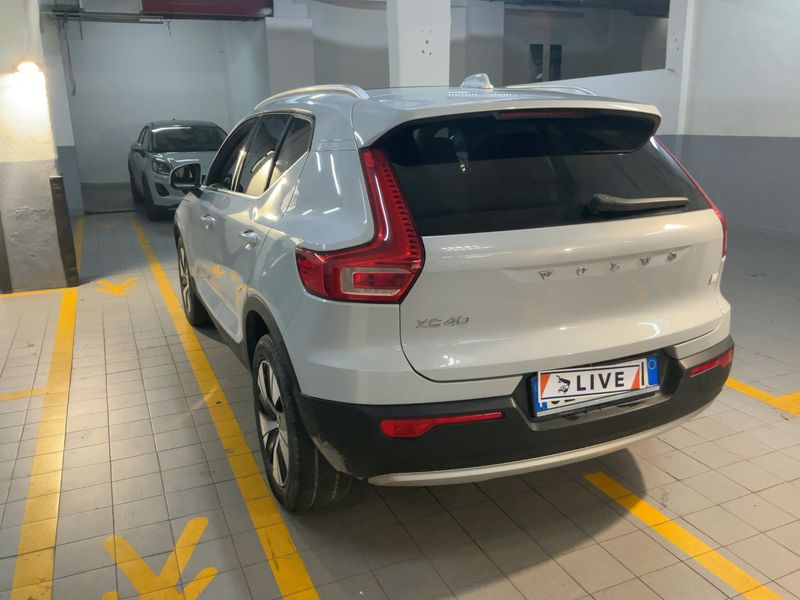 Volvo XC40 1.5 T5 Recharge Plug-in Hybrid Inscription Expression 2WD 2021 – снимка 6