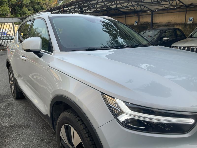 Volvo XC40 1.5 T5 Recharge Plug-in Hybrid Inscription Expression 2WD 2021 – снимка 12
