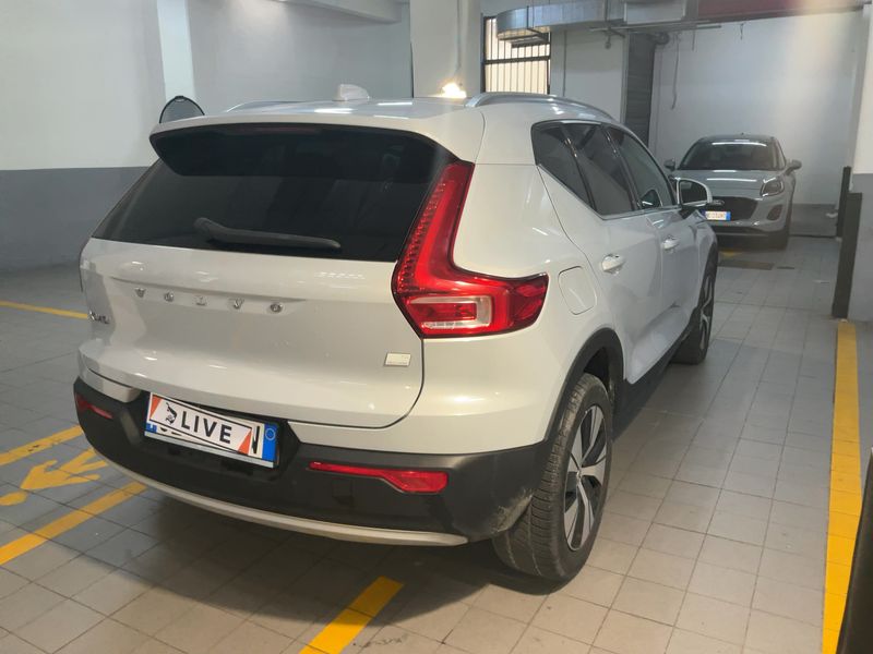 Volvo XC40 1.5 T5 Recharge Plug-in Hybrid Inscription Expression 2WD 2021 – снимка 8