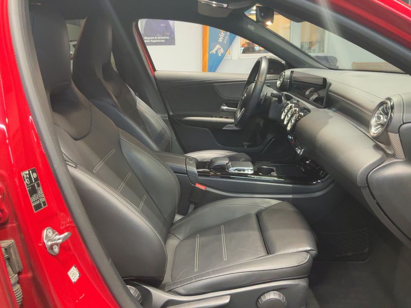 Mercedes-Benz A-Klasse A 250 2018 – снимка 17