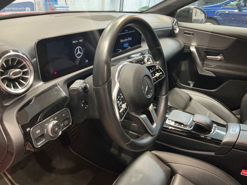 Mercedes-Benz A-Klasse A 250 2018 – снимка 31