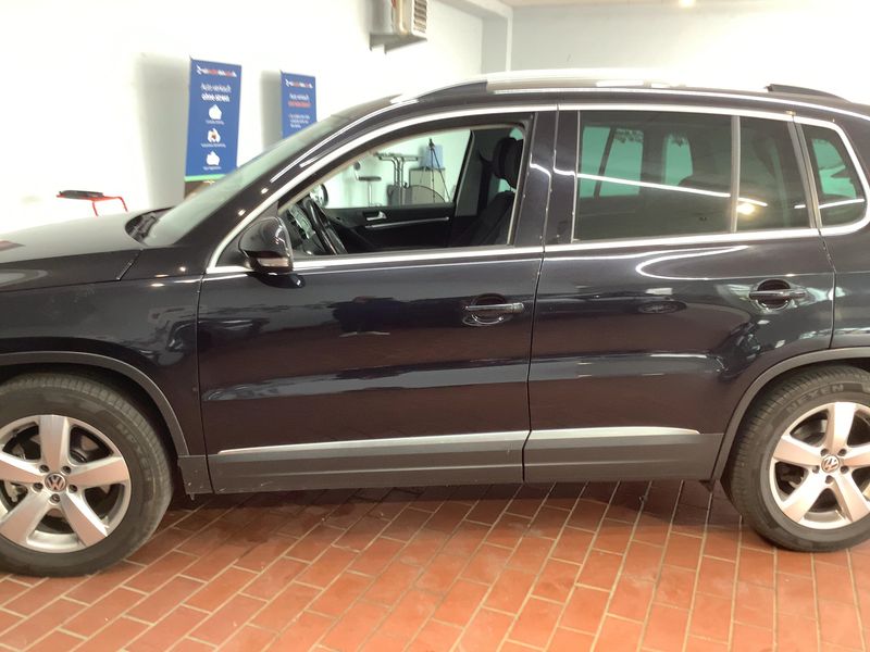 Volkswagen Tiguan 2.0 TDI Sport & Style BlueMotion Tech 2012 – снимка 4