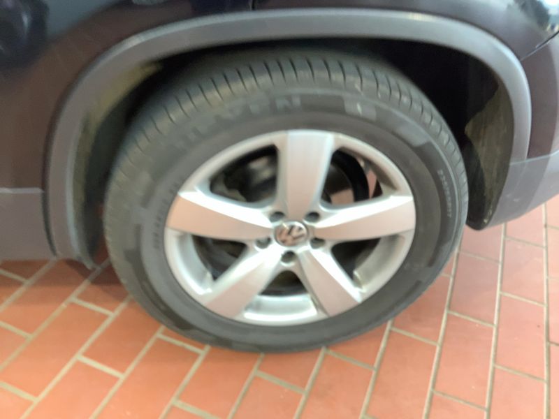 Volkswagen Tiguan 2.0 TDI Sport & Style BlueMotion Tech 2012 – снимка 5