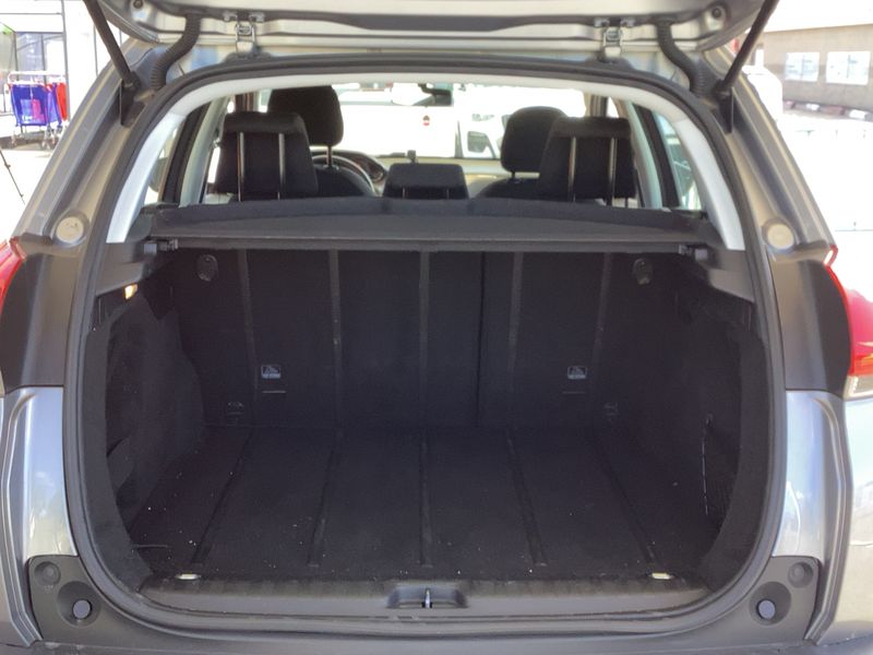 Peugeot 2008 1.6 e-HDi Active 2014 – снимка 15