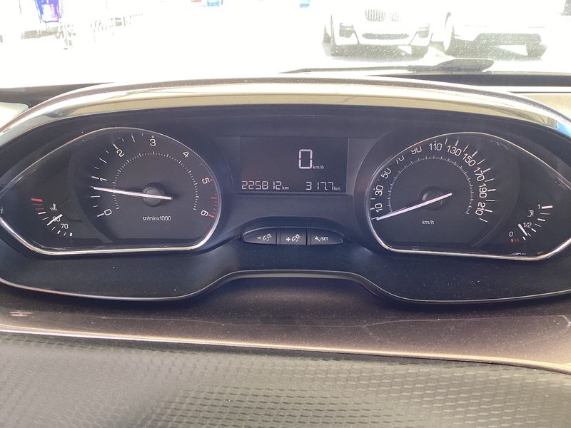 Peugeot 2008 1.6 e-HDi Active 2014 – снимка 18