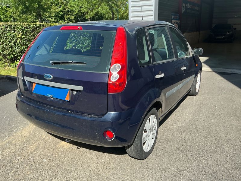 Ford Fiesta 1.3 Trend 2006 – снимка 2