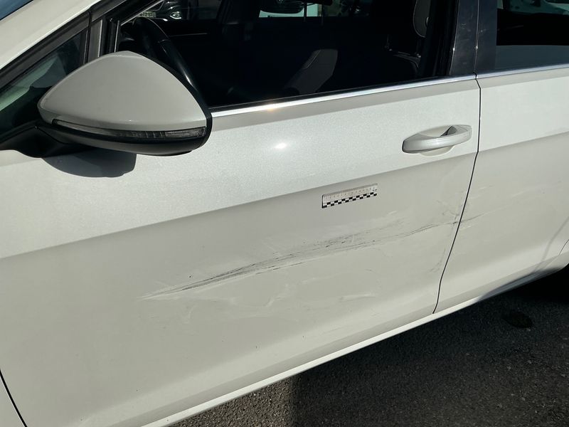 Volkswagen Golf VII 2.0 TDI Carat BlueMotion Tech 2016 – снимка 25