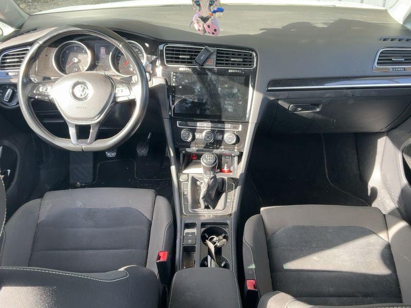 Volkswagen Golf VII 2.0 TDI Carat BlueMotion Tech 2016 – снимка 18