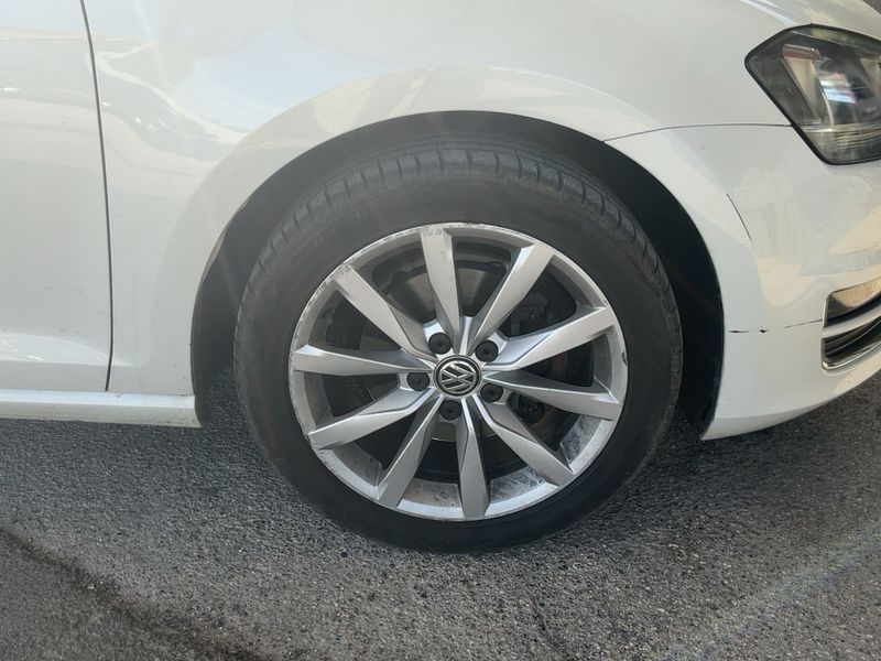 Volkswagen Golf VII 2.0 TDI Carat BlueMotion Tech 2016 – снимка 12