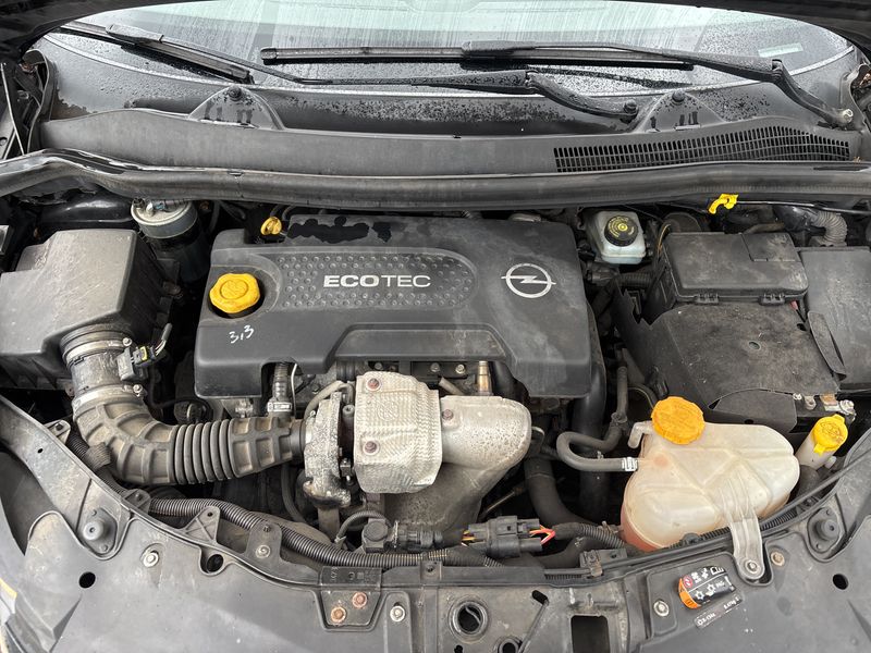 Opel Corsa 1.3 CDTI Innovation 2014 – снимка 8