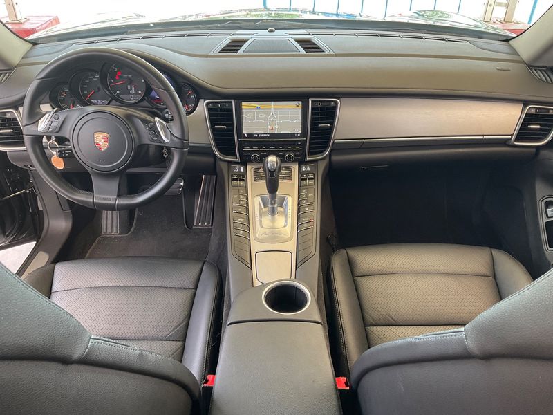 Porsche Panamera Diesel 2012 – снимка 17