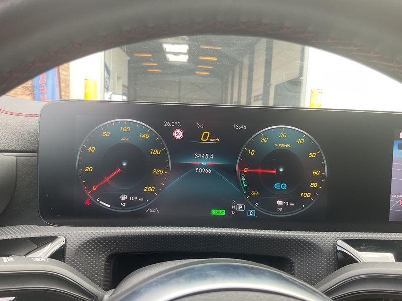 Mercedes-Benz CLA-Klasse CLA 250e AMG Line 2020 – снимка 18