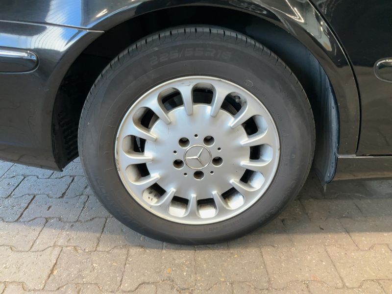 Mercedes-Benz E-Klasse E 280 CDI Elegance 2005 – снимка 9