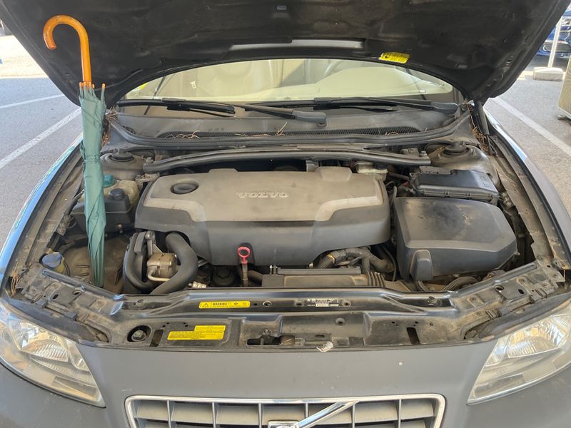 Volvo XC70 2.4 D5 Momentum AWD 2006 – снимка на щета