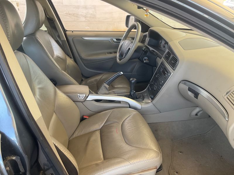 Volvo XC70 2.4 D5 Momentum AWD 2006 – снимка 3